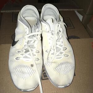 Nike Shoes Womens Size  9 TR Fit Athletic Running Sneakers 704674-100 White